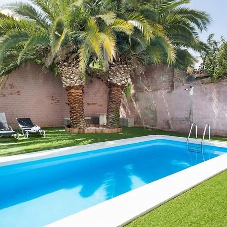 Villa Tassis, Acogedora Villa Con 5 Apartamentos, Piscina Al Aire Libre Con Capacidad Para Grupos- Pet Friendly By Global锡切斯 外观 照片